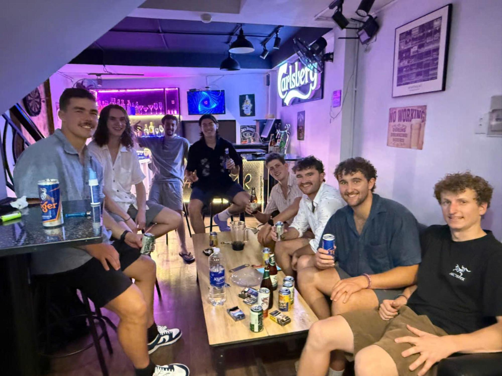 Saigon Hub Hostel Хошимин Экстерьер фото